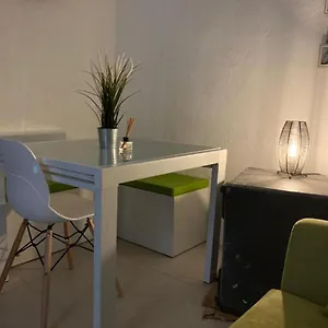 Cosy 1 Bedroom Maisonette In The Heart Of Appartamento