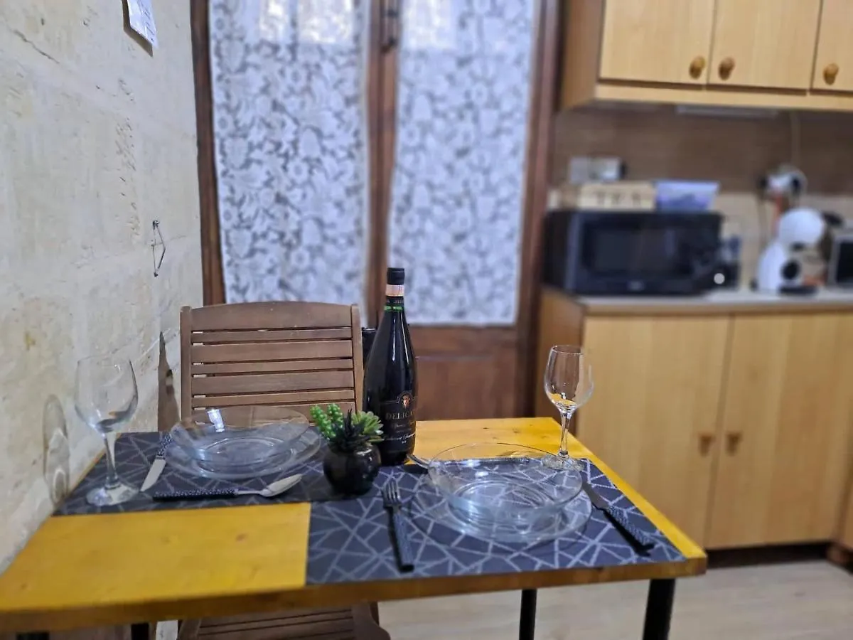 Lovely 1 Bedroom Apartment In The Heart Of La Valletta Malta